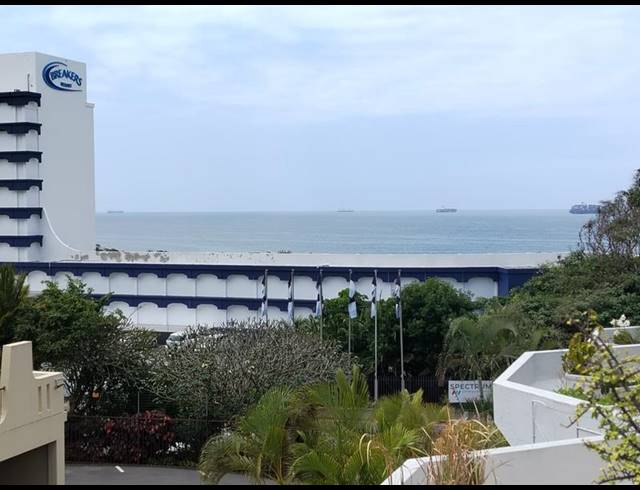 3 BEDROOM TOWNHOUSE FOR SALE IN UMHLANGA CENTRAL